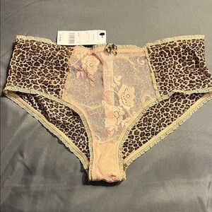 Intimissimi Leopard and Lace Panties